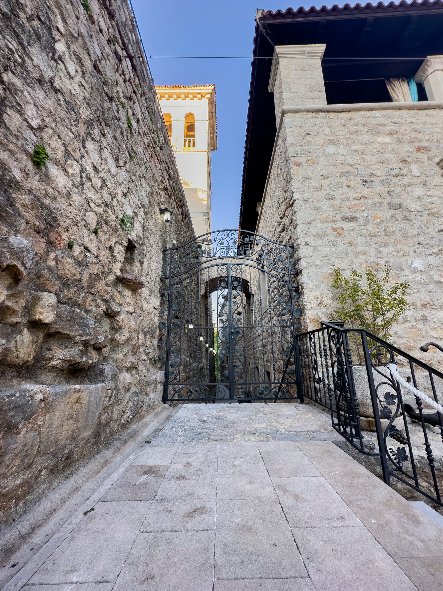 Anchora building exterior — photo 9